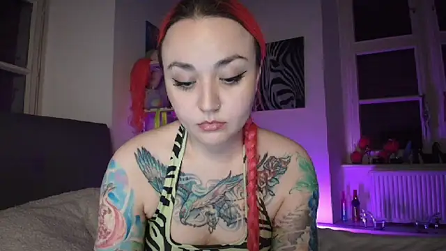 PinkHurricaneOfficial online show from March 21, 11:01 pm