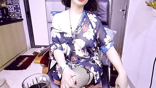 Miu-Le online show from April 18, 7:58 pm