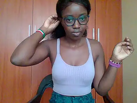 sexy darleen23 online show from May 1, 9:03 am