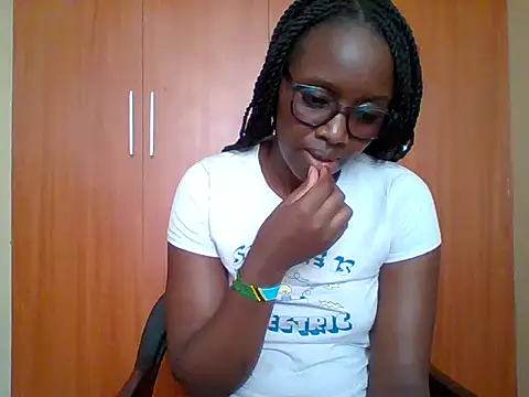 sexy darleen23 online show from May 20, 12:33 pm