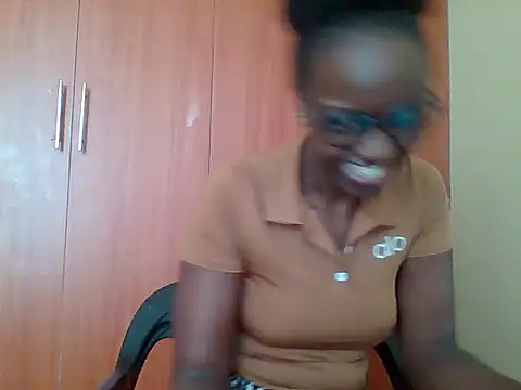 sexy darleen23 online show from July 5, 7:15 am
