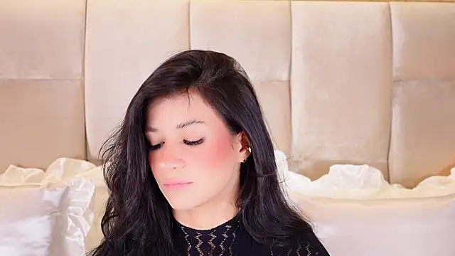 KiraKayleigh1 online show from February 23, 11:24 pm