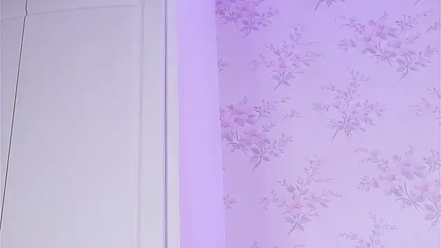 ClaraHazel online show from November 13, 6:56 am