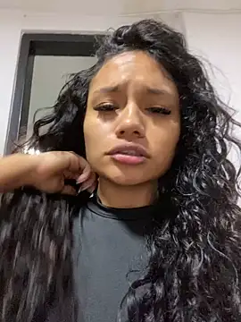 Snapshot of Riana_Kean chatting on December 24, 7:06 am Riana Kean online show from December 24, 7:06 am
