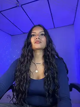 Snapshot of Riana_Kean chatting on January 18, 4:48 am Riana Kean online show from January 18, 4:48 am