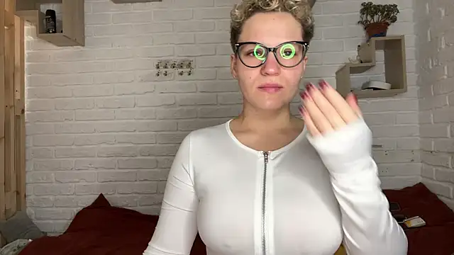 MrMrsRight online show from November 20, 10:04 am