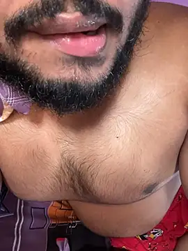 Snapshot of Cum_on_your_tityyy chatting on February 25, 10:15 am Cum on your tityyy online show from February 25, 10:15 am