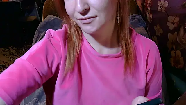 Snapshot of _Kitti_ chatting on October 19, 5:35 pm  Kitti  online show from October 19, 5:35 pm