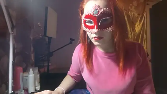 Snapshot of _Kitti_ chatting on November 16, 5:29 pm Kitti online show from November 16, 5:29 pm