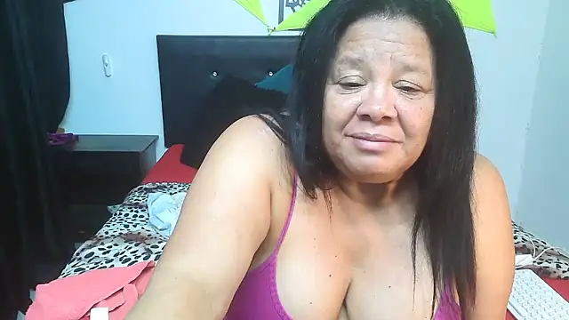 Shanttal0272 online show from April 15, 9:04 pm