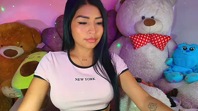 Pocahontascute 33 online show from March 11, 5:30 pm