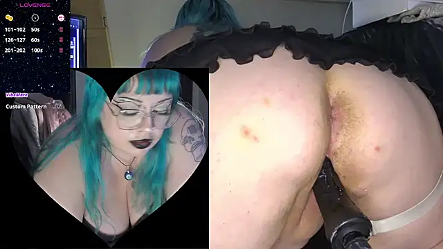 Snapshot of ivenxxxvain chatting on July 6, 6:32 am ivenxxxvain online show from July 6, 6:32 am