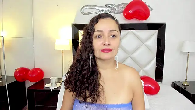  luna  sweet  online show from February 15, 3:42 am