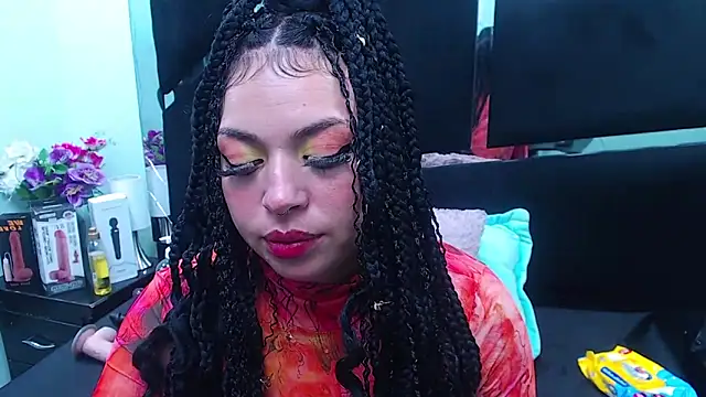 Snapshot of Cocoo_Nuth chatting on January 5, 3:11 am Cocoo Nuth online show from January 5, 3:11 am