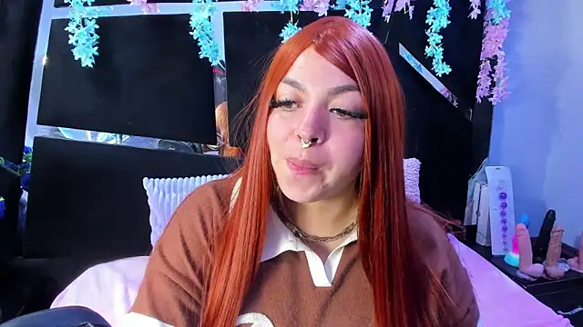 Snapshot of Cocoo_Nuth chatting on November 13, 2:54 am Cocoo Nuth online show from November 13, 2:54 am