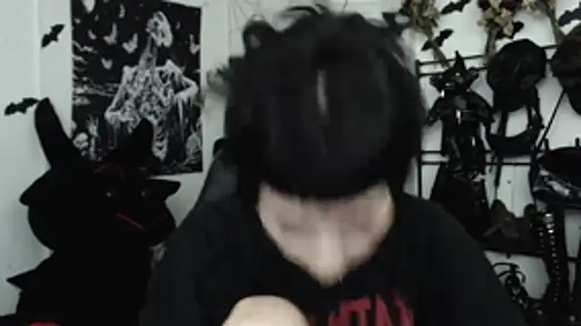 n0sferatus   online show from July 10, 3:33 am
