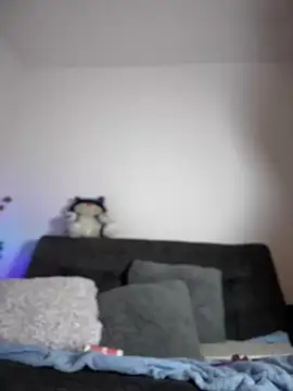 Snapshot of Zeli_66 chatting on December 15, 9:24 am Zeli 66 online show from December 15, 9:24 am