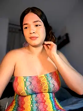 Snapshot of Zeli_66 chatting on October 5, 10:51 pm Zeli 66 online show from October 5, 10:51 pm