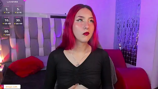Snapshot of Megan_wolf1_ chatting on January 9, 4:41 am Megan wolf1  online show from January 9, 4:41 am