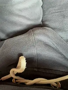 Snapshot of rambetto21 chatting on February 23, 9:00 am rambetto21 online show from February 23, 9:00 am