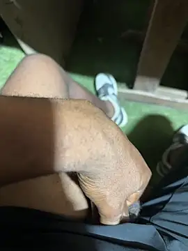 Snapshot of Black-mamba-madingo chatting on September 8, 8:52 pm Black-mamba-madingo online show from September 8, 8:52 pm