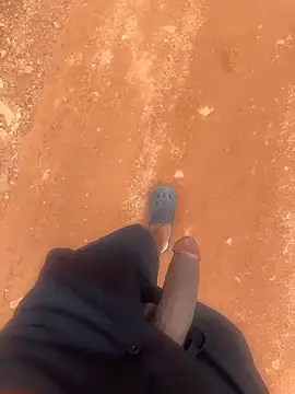 Snapshot of Black-mamba-madingo chatting on September 23, 8:50 am Black-mamba-madingo online show from September 23, 8:50 am