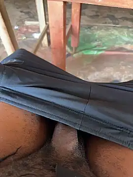 Snapshot of Black-mamba-madingo chatting on September 26, 11:03 am Black-mamba-madingo online show from September 26, 11:03 am