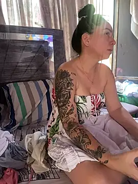 Snapshot of nurse_desi_sexlove chatting on March 14, 9:21 pm nurse desi sexlove online show from March 14, 9:21 pm