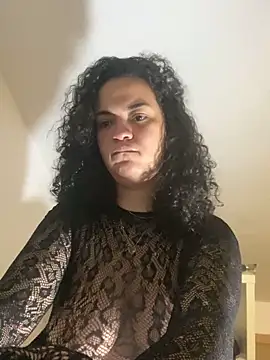 Snapshot of rafamarianoofc chatting on March 1, 9:48 pm rafamarianoofc online show from March 1, 9:48 pm