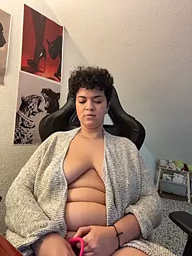 Snapshot of rafamarianoofc chatting on November 16, 5:07 pm rafamarianoofc online show from November 16, 5:07 pm