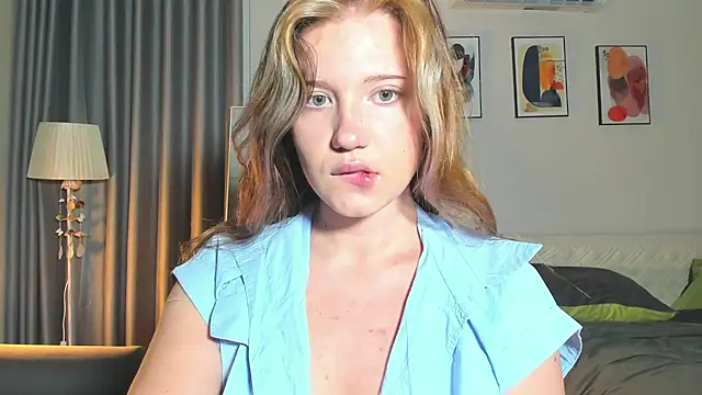 HanahCute online show from February 26, 8:54 pm