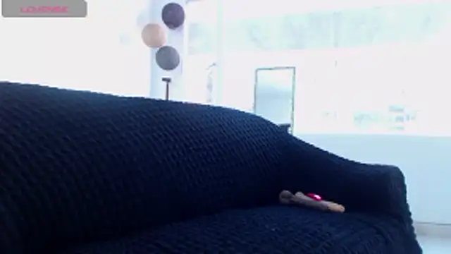 ameliefederline11 online show from February 21, 10:44 pm