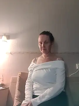 Evelina cute online show from November 16, 6:02 pm