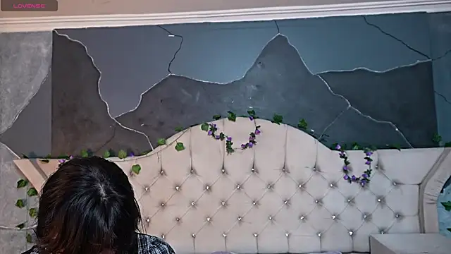 AmberGreyy  online show from April 11, 2:10 pm