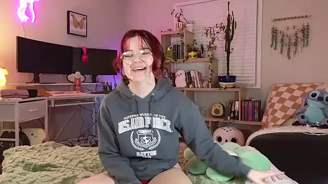 rodeobrii online show from February 4, 1:45 am