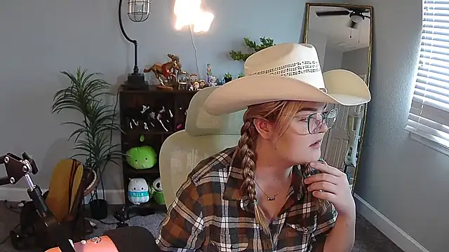 rodeobrii online show from December 15, 6:23 pm