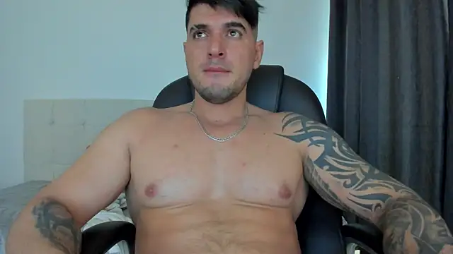 Teilor Creed online show from December 4, 7:33 pm