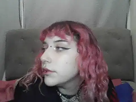 Snapshot of shinigami6669 chatting on December 4, 12:19 am shinigami6669 online show from December 4, 12:19 am