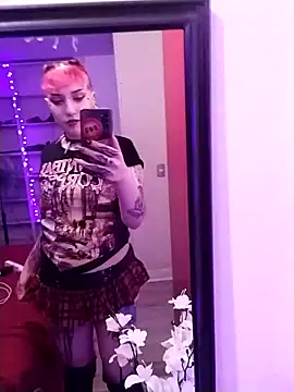 Snapshot of shinigami6669 chatting on February 15, 2:47 am shinigami6669 online show from February 15, 2:47 am