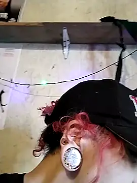 Snapshot of shinigami6669 chatting on November 27, 12:40 pm shinigami6669 online show from November 27, 12:40 pm