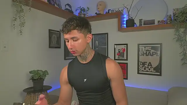 ArchiGoldd online show from April 21, 10:01 pm