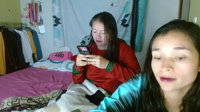 clayre and jill online show from October 17, 1:42 am