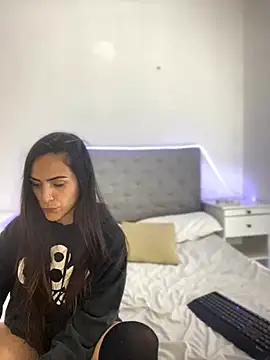 alessandra-a online show from December 3, 3:20 am