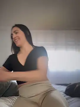 alessandra-a online show from October 1, 5:30 pm