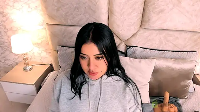 Snapshot of amatista__smith chatting on February 9, 12:49 am amatista smith online show from February 9, 12:49 am