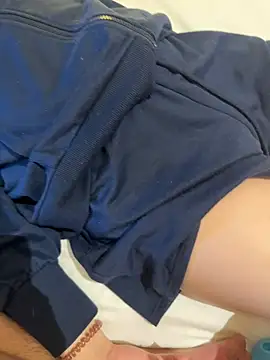 Snapshot of NANAchan_R chatting on February 12, 3:38 pm NANAchan R online show from February 12, 3:38 pm