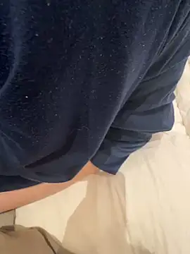 Snapshot of NANAchan_R chatting on February 14, 1:08 pm NANAchan R online show from February 14, 1:08 pm