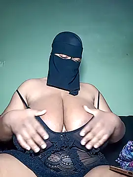 Snapshot of Loly_mor chatting on January 30, 9:15 am Loly mor online show from January 30, 9:15 am