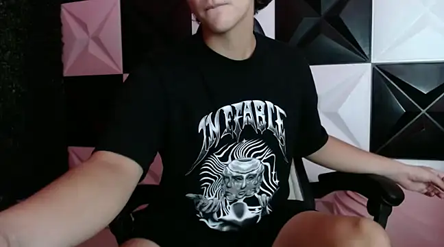 Dani cumboy online show from December 20, 6:08 am