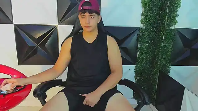 Dani cumboy online show from September 25, 2:10 pm